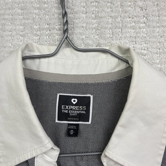 Express The Essential Womens M Long Sleeve Button Up Shirt Grey Blouse Top - Picture 7 of 14